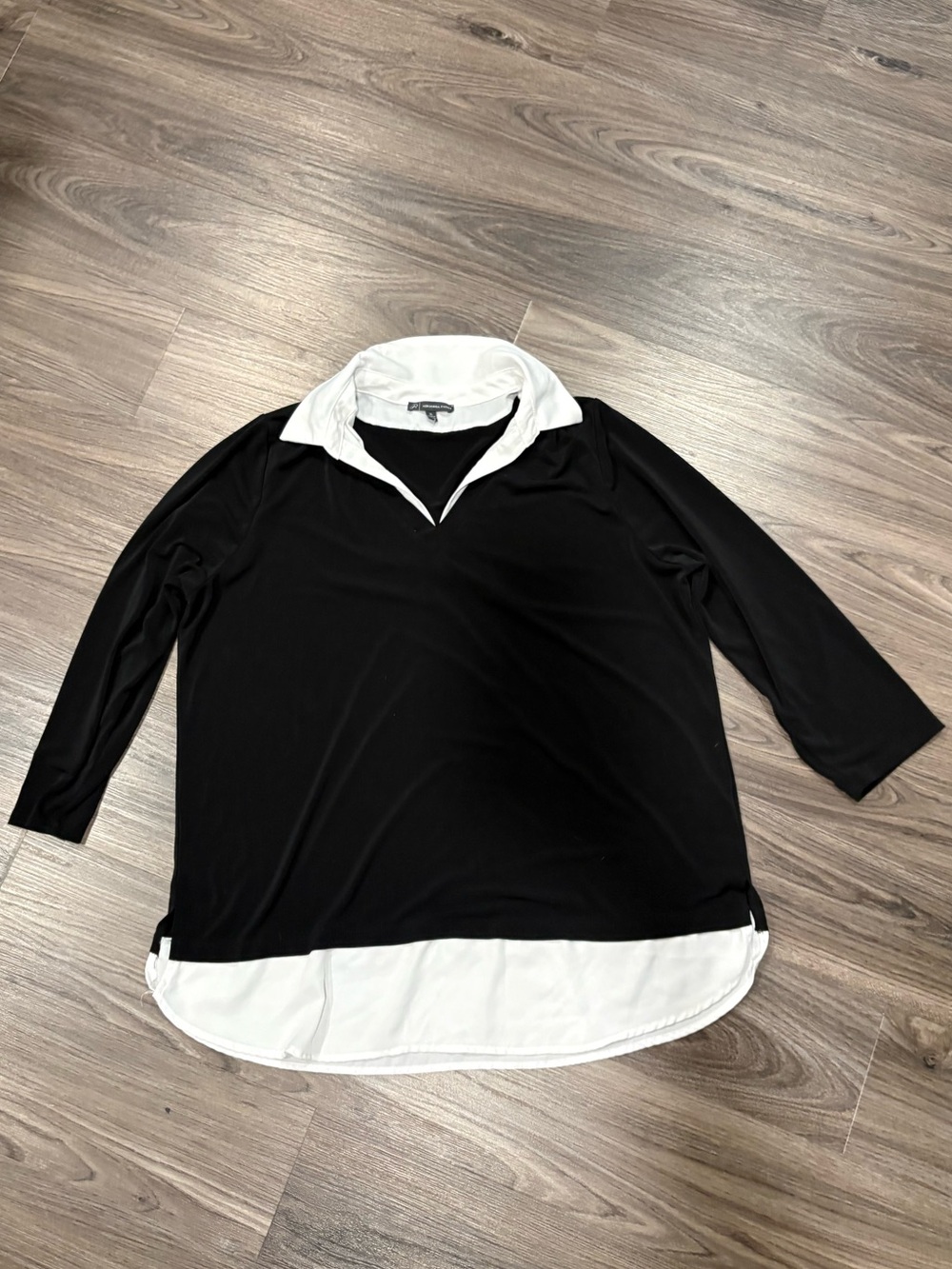 Adrianna Papell Black Tunic with White Collar and Hemline